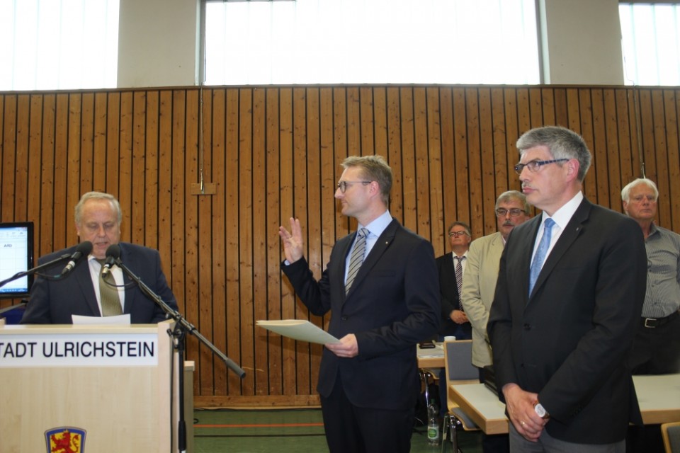 v.l.: Kreistagsvorsitzender Dr. Hans Heuser, Dr. Jens Mischak, Landrat Görig